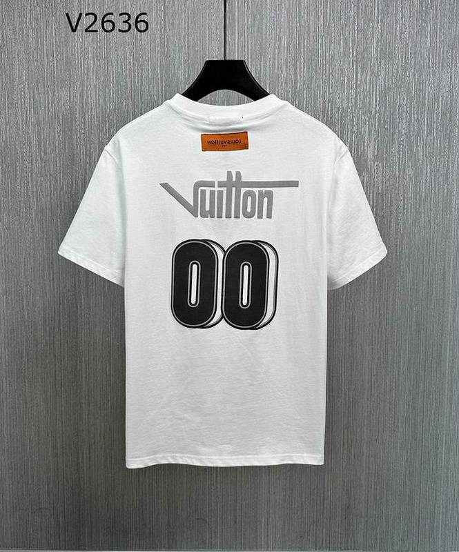 Louis Vuitton Men's T-shirts 1335